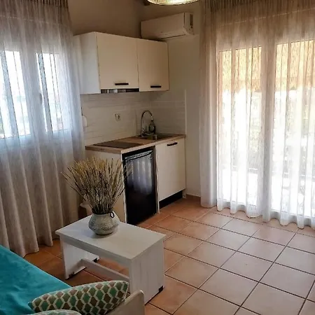Alexander Apartment